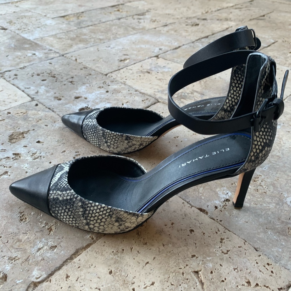 Elie Tahari snake skin heels 39.5